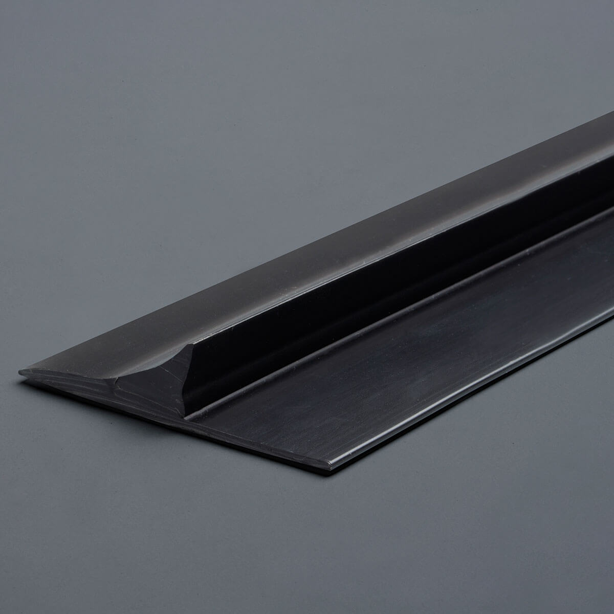 Junta para cubrepisos